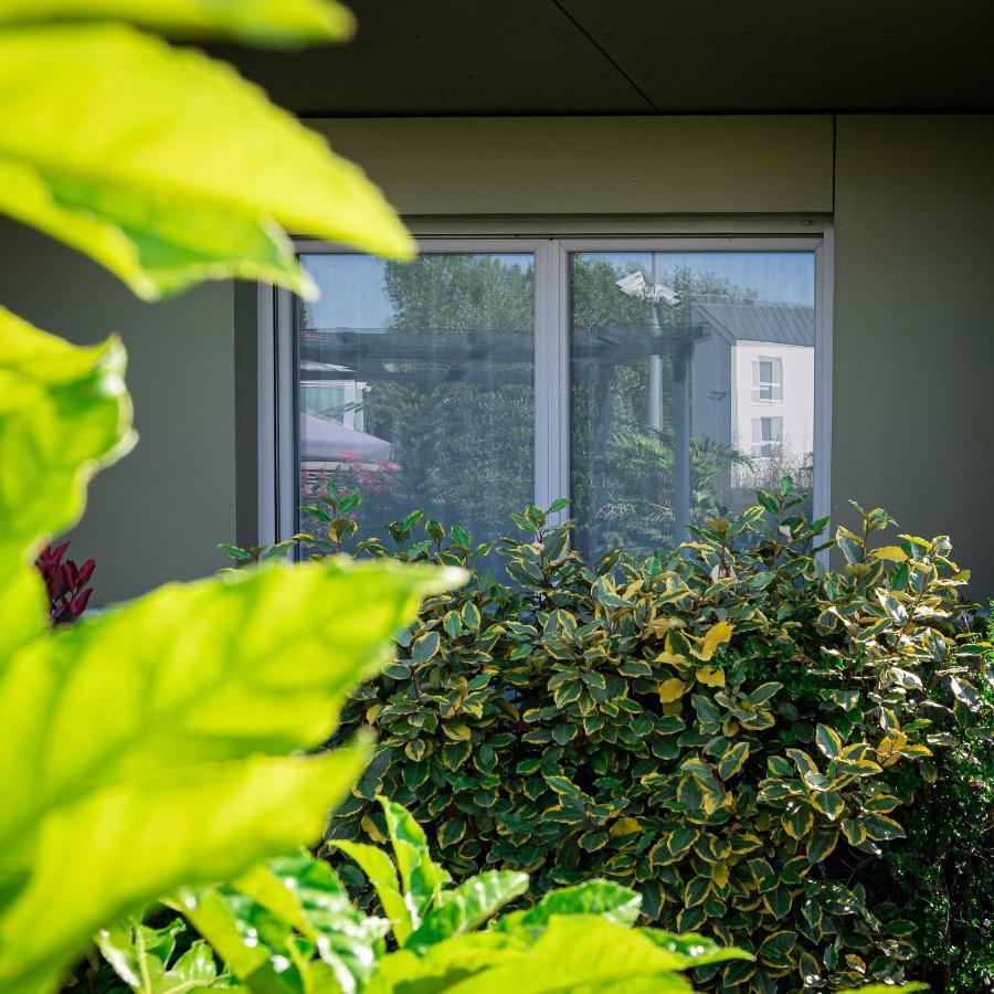 Hotel Libera Caen Colombelles エクステリア 写真
